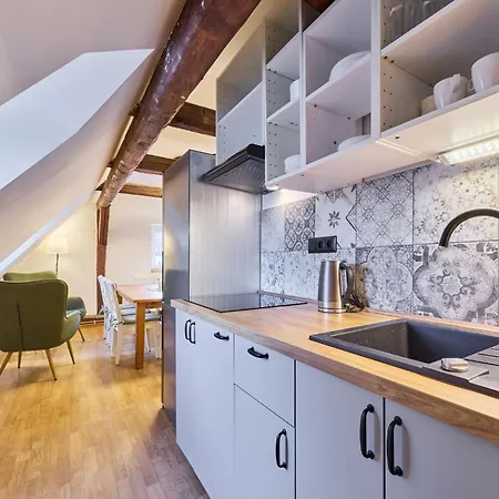6 By Interhome شقة